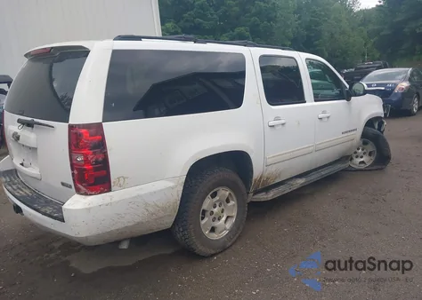 2009 Chevrolet Suburban 1500 Lt2 z USA, uszkodzony, nr VIN 1GNFK26329R263513